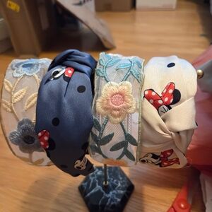 Charming Minnie Mouse Floral Hairbands For 1